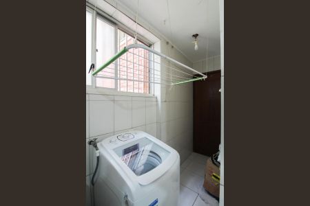 Apartamento à venda com 80m², 3 quartos e 1 vagaÁrea de Serviço