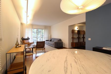 Apartamento à venda com 192m², 3 quartos e 2 vagasSala