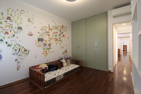 Apartamento à venda com 192m², 3 quartos e 2 vagasQuarto 2