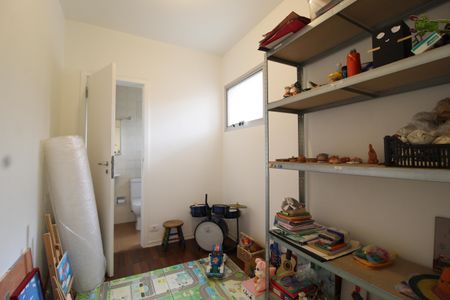 Apartamento à venda com 192m², 3 quartos e 2 vagasQuarto de Serviço