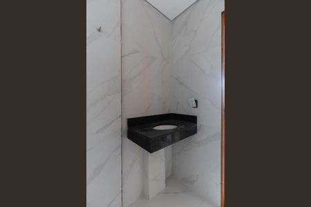 Apartamento à venda com 38m², 2 quartos e 1 vaga Apartamento à venda com 38m², 2 quartos e 1 vagaBanheiro