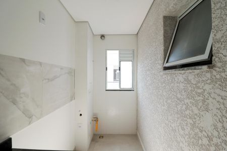 Apartamento à venda com 38m², 2 quartos e 1 vaga Apartamento à venda com 38m², 2 quartos e 1 vagaCozinha e Área de Serviço