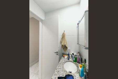 Apartamento para alugar com 58m², 2 quartos e sem vagaBanheiro 2