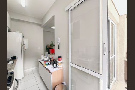 Apartamento para alugar com 58m², 2 quartos e sem vagaCozinha e Área de Serviço
