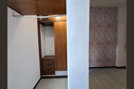 Apartamento à venda com 106m², 3 quartos e 1 vagaQuarto 2