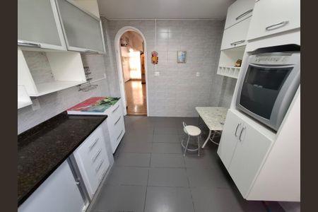 Apartamento à venda com 106m², 3 quartos e 1 vagaCozinha 
