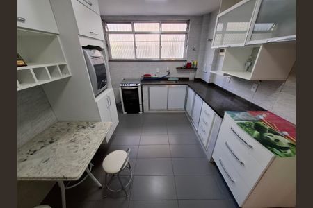 Apartamento à venda com 106m², 3 quartos e 1 vagaCozinha 