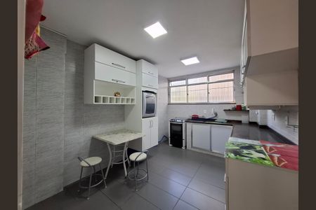 Apartamento à venda com 106m², 3 quartos e 1 vagaCozinha 