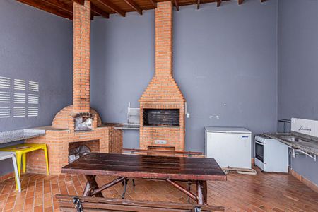 Apartamento para alugar com 65m², 2 quartos e 1 vaga Apartamento para alugar com 65m², 2 quartos e 1 vagaÁrea comum - Churrasqueira