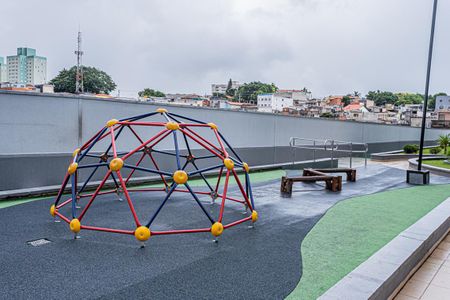 Apartamento para alugar com 65m², 2 quartos e 1 vaga Apartamento para alugar com 65m², 2 quartos e 1 vagaÁrea comum - Playground