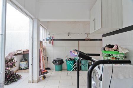 Casa à venda com 300m², 4 quartos e 6 vagasÁrea de Serviço