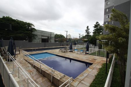 Apartamento para alugar com 55m², 2 quartos e 1 vagaÁrea comum - Piscina