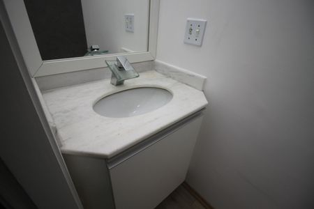 Apartamento para alugar com 55m², 2 quartos e 1 vagaLavabo