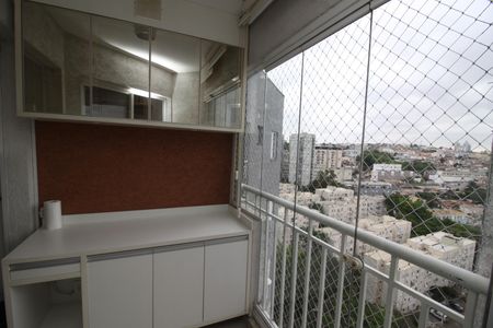 Apartamento para alugar com 55m², 2 quartos e 1 vagaVaranda
