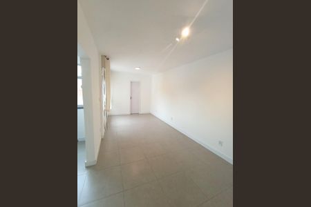 Sala_Quarto  de kitnet/studio para alugar com 1 quarto, 32m² em Passo D’areia, Porto Alegre