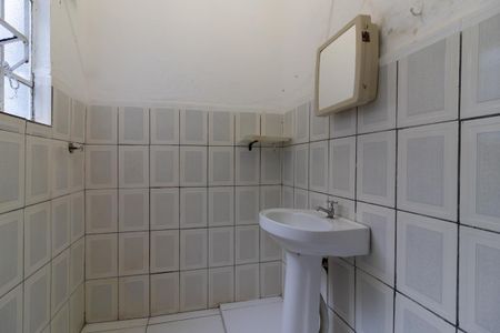 Casa para alugar com 28m², 1 quarto e sem vagaBanheiro da Suíte