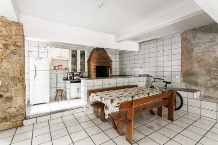 Casa à venda com 283m², 3 quartos e 8 vagasEspaço Gourmet