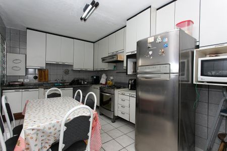 Casa à venda com 283m², 3 quartos e 8 vagasCozinha