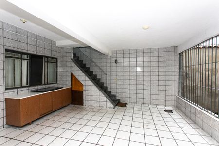 Casa à venda com 283m², 3 quartos e 8 vagasGaragem