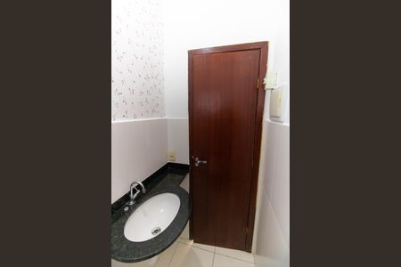 Casa de condomínio para alugar com 80m², 2 quartos e 1 vagaLavabo