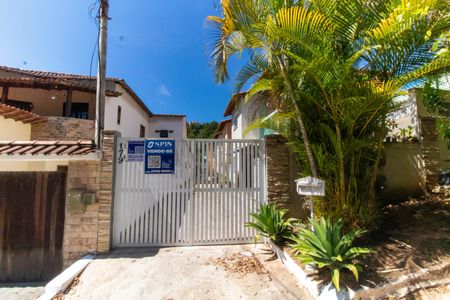 Casa de condomínio para alugar com 80m², 2 quartos e 1 vagaFachada