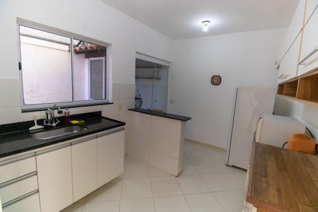 Casa de condomínio para alugar com 80m², 2 quartos e 1 vagaCozinha e Área de Serviço