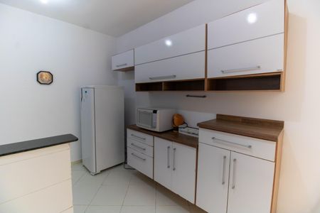 Casa de condomínio para alugar com 80m², 2 quartos e 1 vagaCozinha e Área de Serviço