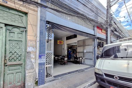 Studio à venda com 32m², 1 quarto e sem vagaFachada - Plaquinha