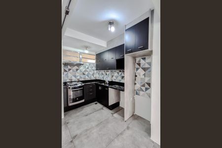 Cozinha de kitnet/studio à venda com 1 quarto, 32m² em Aclimação, São Paulo