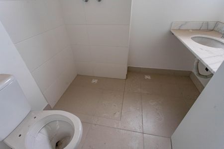 Apartamento à venda com 130m², 3 quartos e 3 vagas Apartamento à venda com 130m², 3 quartos e 3 vagasBanheiro da suíte 1