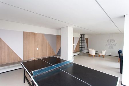 Apartamento à venda com 130m², 3 quartos e 3 vagas Apartamento à venda com 130m², 3 quartos e 3 vagasÁrea comum - Salão de festas