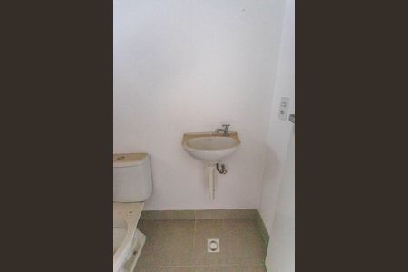 Apartamento à venda com 130m², 3 quartos e 3 vagas Apartamento à venda com 130m², 3 quartos e 3 vagasBanheiro de serviço