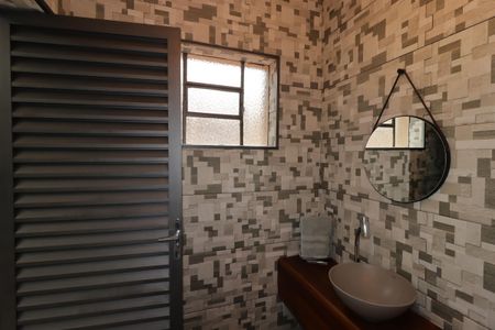 Casa à venda com 235m², 3 quartos e 7 vagasÁrea Gourmet - Lavabo