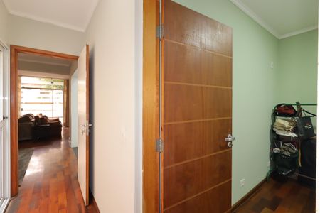 Casa à venda com 235m², 3 quartos e 7 vagasCorredor