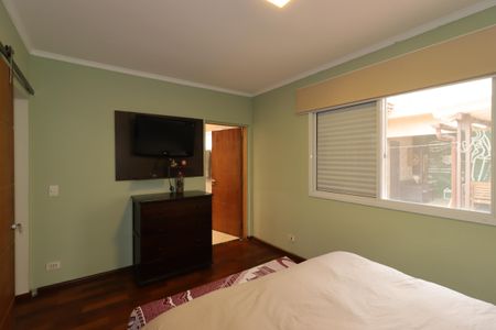 Casa à venda com 235m², 3 quartos e 7 vagasSuíte