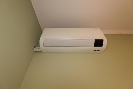 Casa à venda com 235m², 3 quartos e 7 vagasSuíte - Ar-condicionado