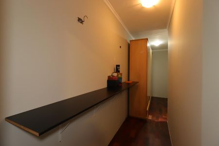 Casa à venda com 235m², 3 quartos e 7 vagasCloset da Suíte