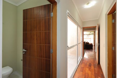 Casa à venda com 235m², 3 quartos e 7 vagasCorredor