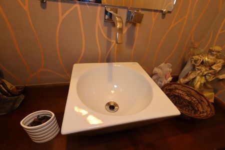 Casa à venda com 235m², 3 quartos e 7 vagasLavabo