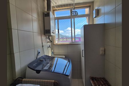 Apartamento à venda com 66m², 2 quartos e 1 vagaÁrea comum 