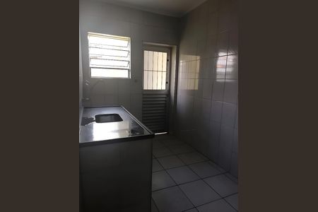 Casa para alugar com 2 quartos, 60m² em Vila Monumento, São Paulo