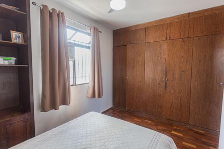 Suíte de apartamento à venda com 4 quartos, 186m² em Santa Efigênia, Belo Horizonte