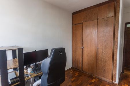 Apartamento à venda com 186m², 4 quartos e 2 vagasQuarto 3