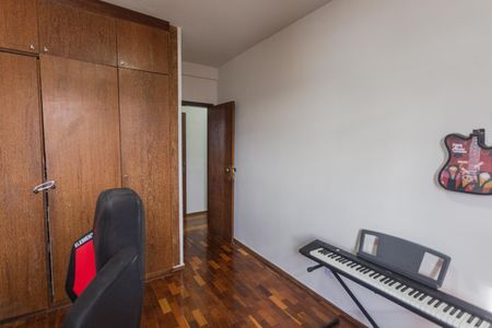 Apartamento à venda com 186m², 4 quartos e 2 vagasQuarto 3