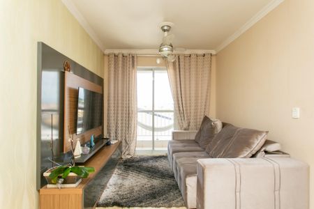 Sala de apartamento para alugar com 3 quartos, 79m² em Vila Carmosina, São Paulo