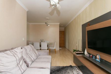 Sala de apartamento para alugar com 3 quartos, 79m² em Vila Carmosina, São Paulo