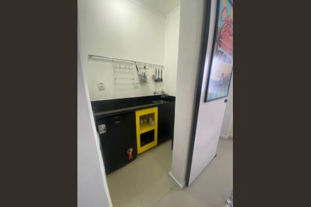 Cozinha  de kitnet/studio para alugar com 1 quarto, 28m² em Centro Histórico, Porto Alegre