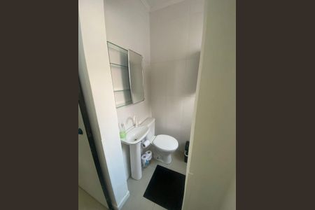 Studio para alugar com 28m², 1 quarto e sem vaga Studio para alugar com 28m², 1 quarto e sem vagaBanheiro