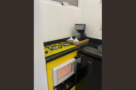 Cozinha  de kitnet/studio para alugar com 1 quarto, 28m² em Centro Histórico, Porto Alegre