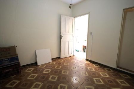 Casa à venda com 141m², 4 quartos e 2 vagasEdicula